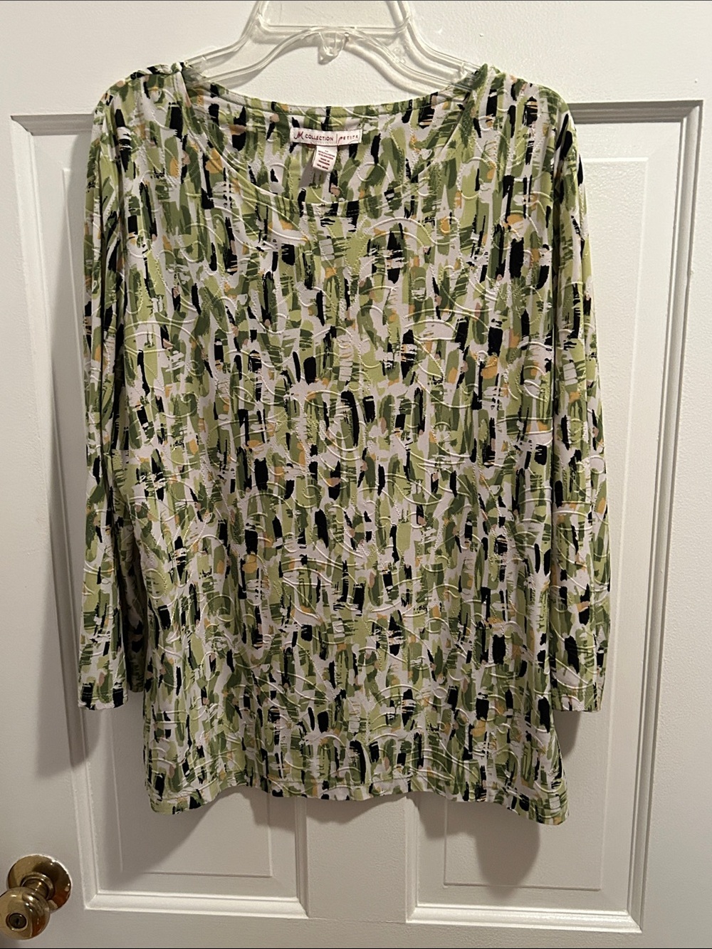 JM Collection Green White Black Abstract Print Long Sleeve Top